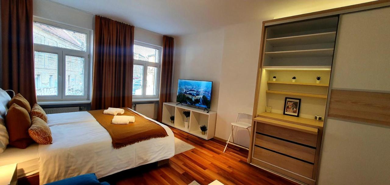 Petkovsek Rooms And Apartments Ljubljana Kültér fotó
